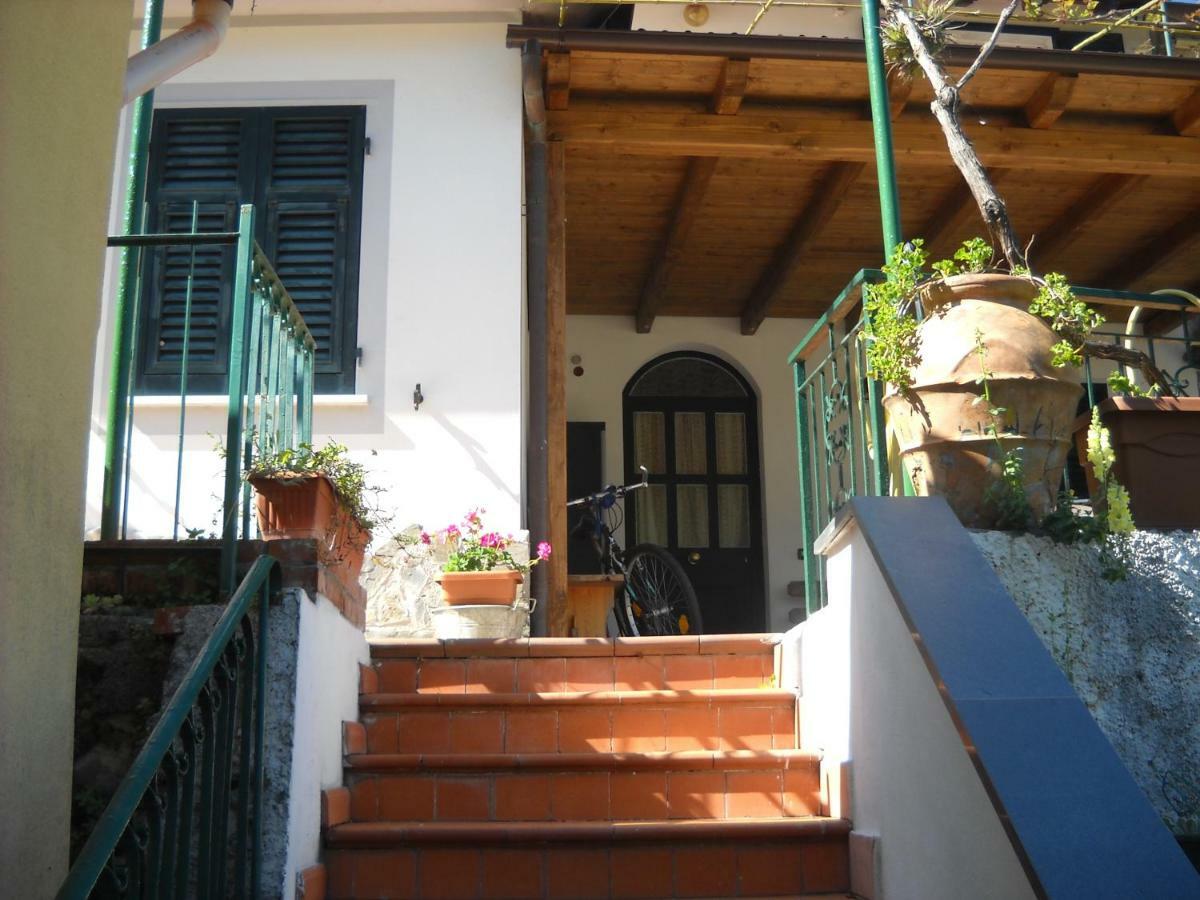 Come A Casa Deiva Marina Extérieur photo