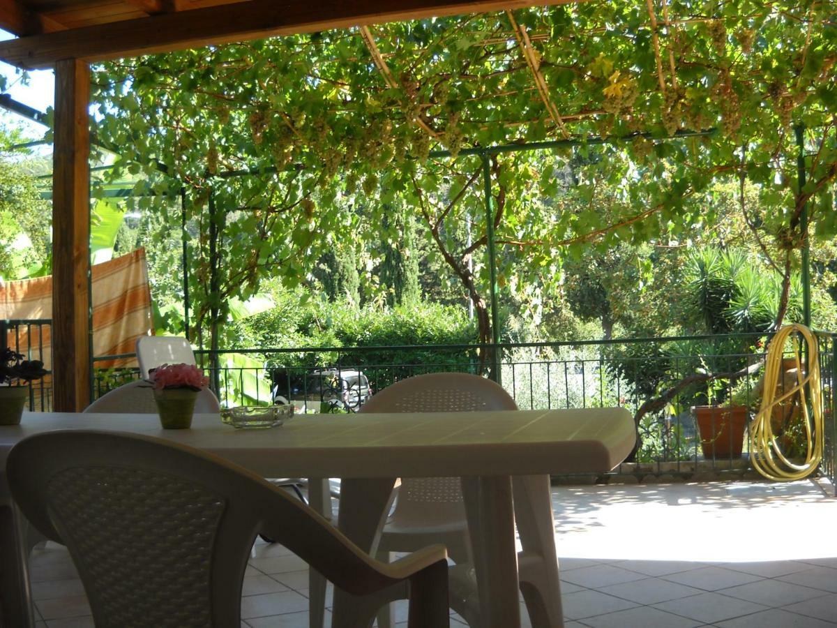 Come A Casa Deiva Marina Extérieur photo