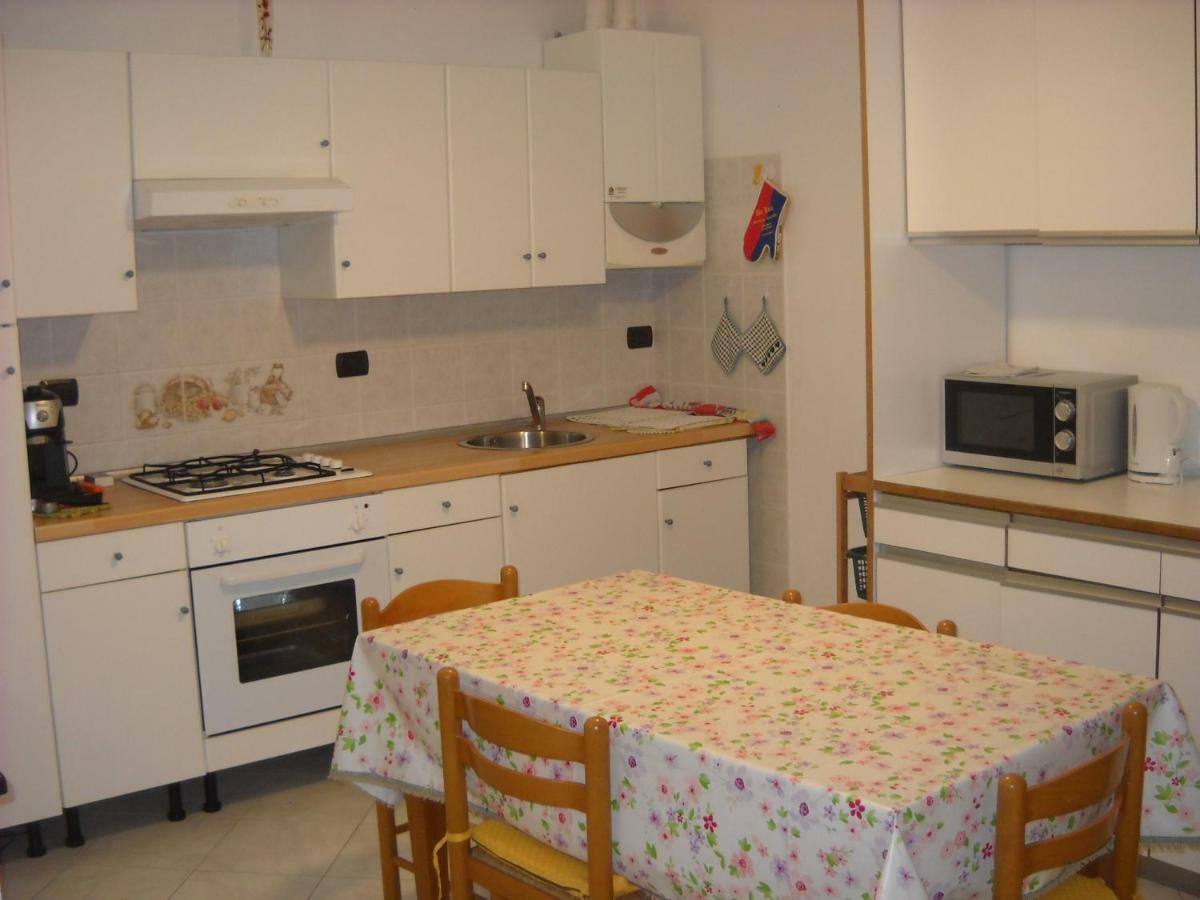 Come A Casa Deiva Marina Extérieur photo