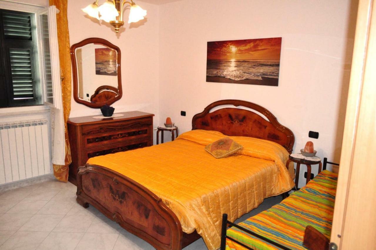 Come A Casa Deiva Marina Extérieur photo